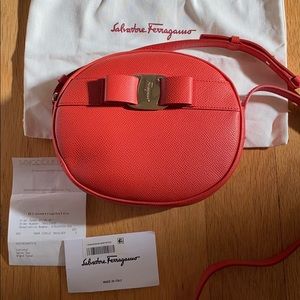 Ferragamo Vara Circle Bag Coral NWT